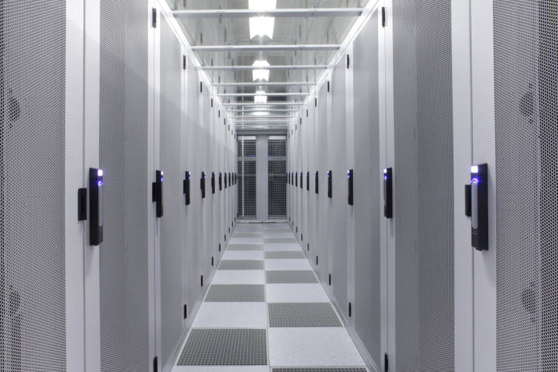 Datacenter_Cold_Corridor_Interconnect